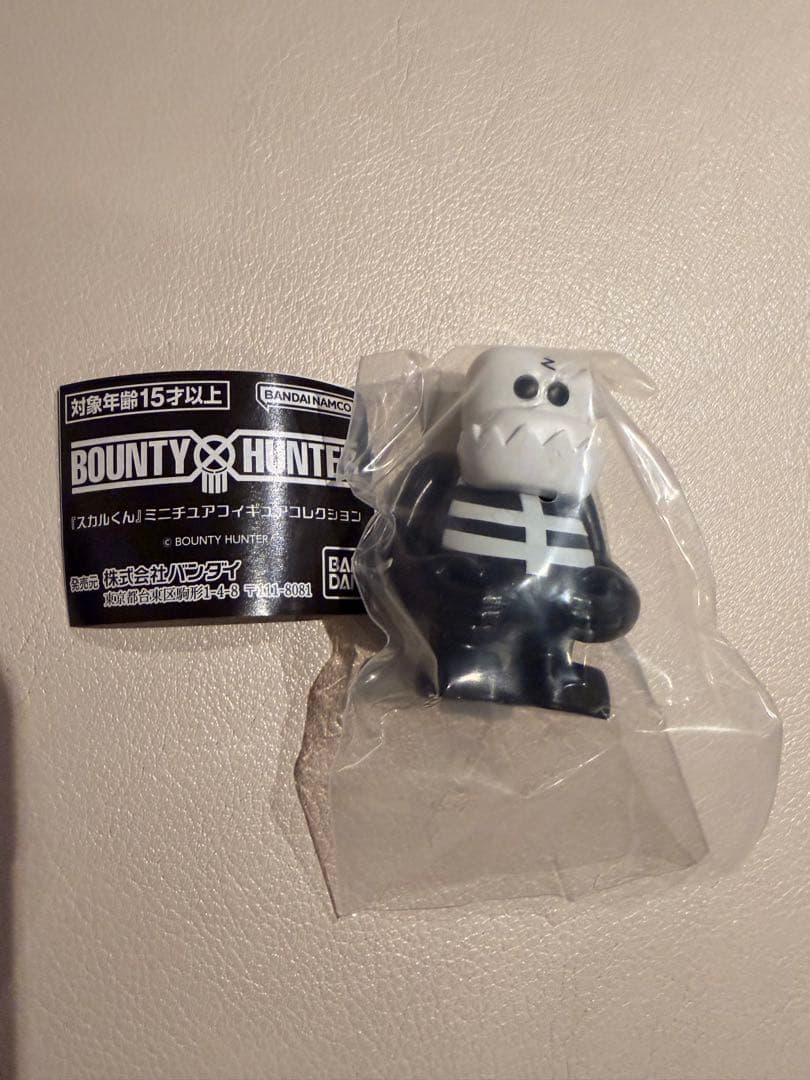 BOUNTY HUNTER Skull-kun Miniature Figure Collection Black