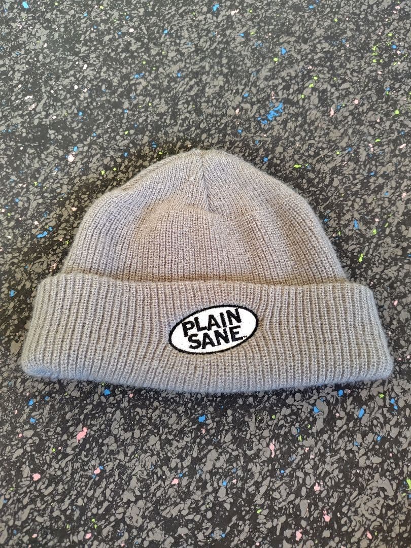 PLAIN SANE 灰色针织帽