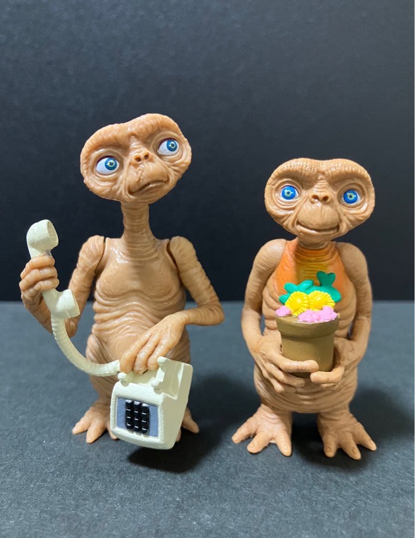 E.T. Iconic Scenes Collection Figure 2-Piece Set Gacha