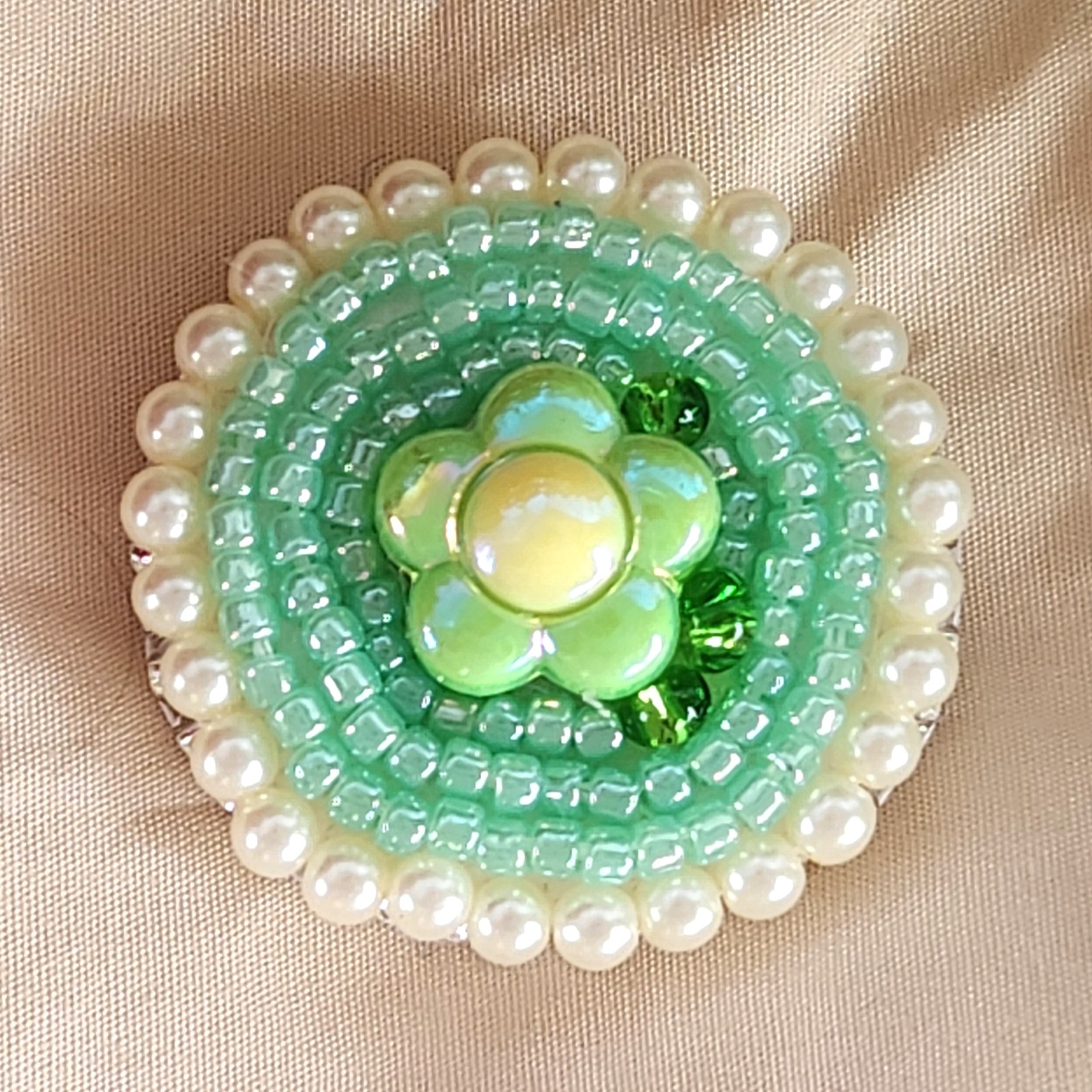 花珠胸针迷你绿色