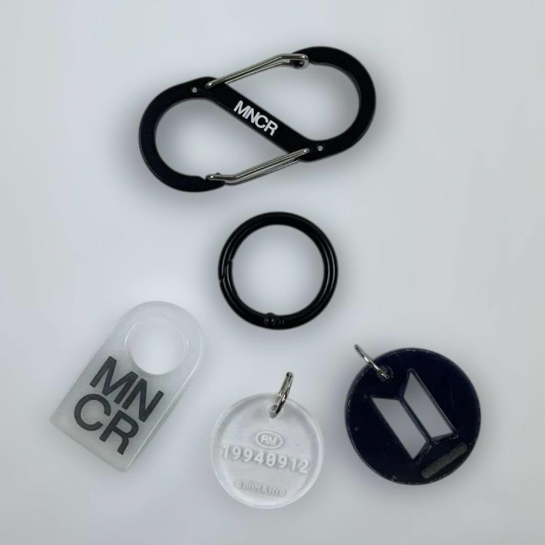 BTS MONOCHROME弹出DIY钥匙环RM ①