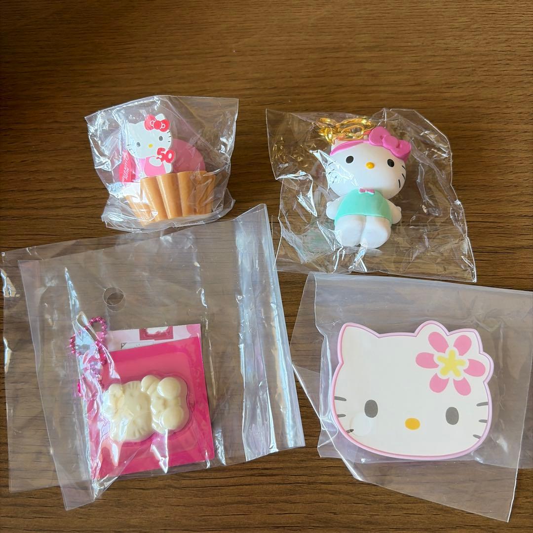 Sanrio Hello Kitty Miniature Mascot 4-Piece Set