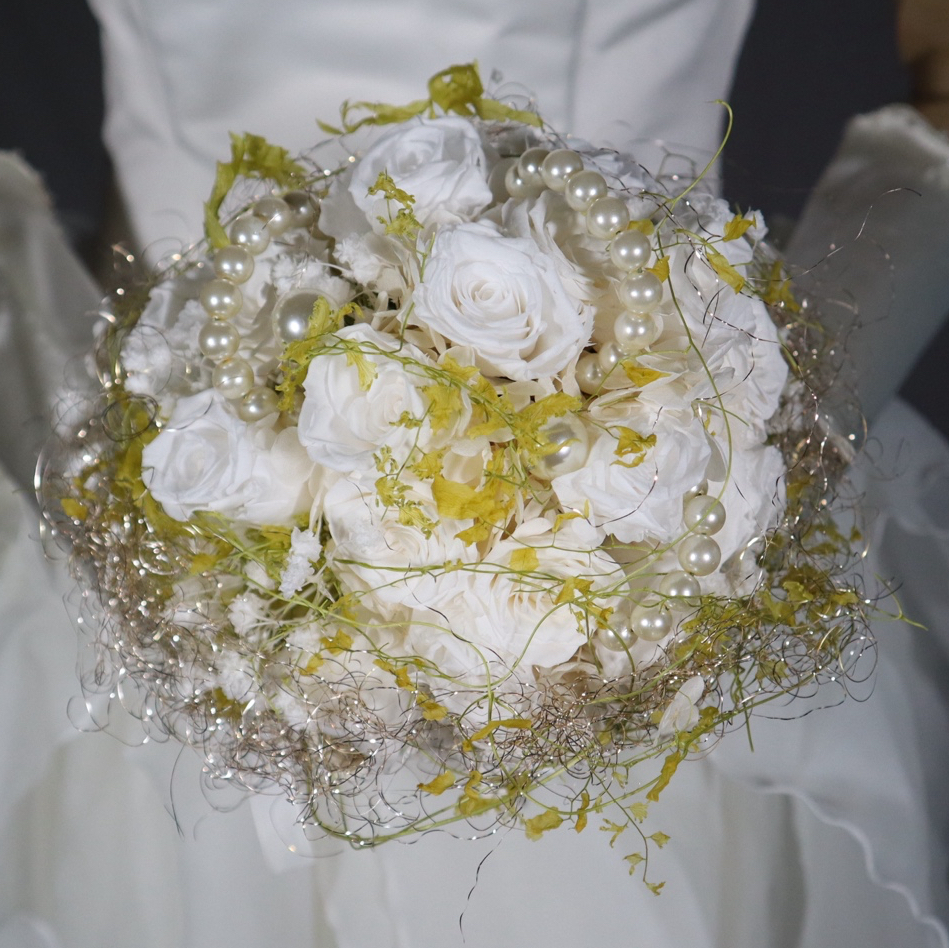 【Wedding】纯白玫瑰花束♡胸花套装♪
