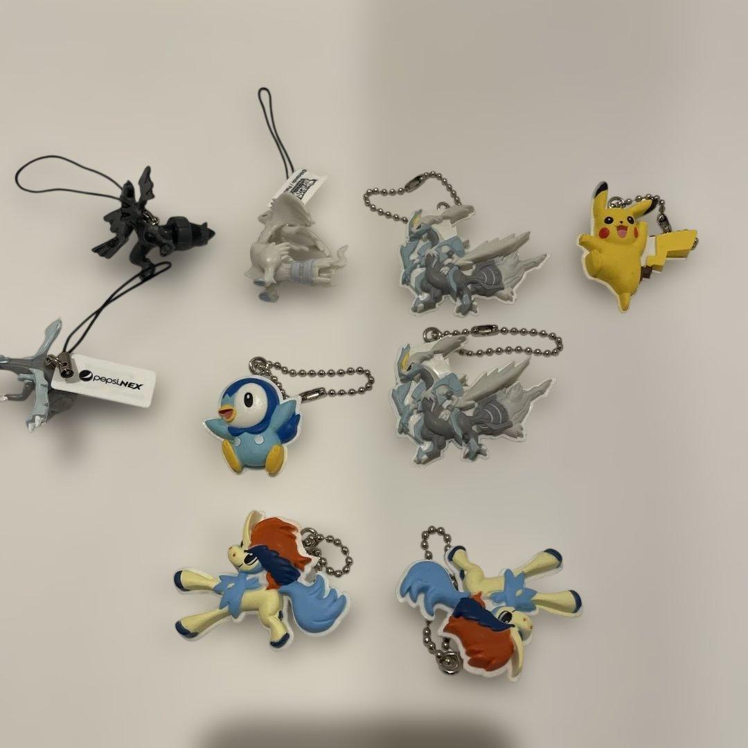 Pokemon Figure Keychain Set of 9