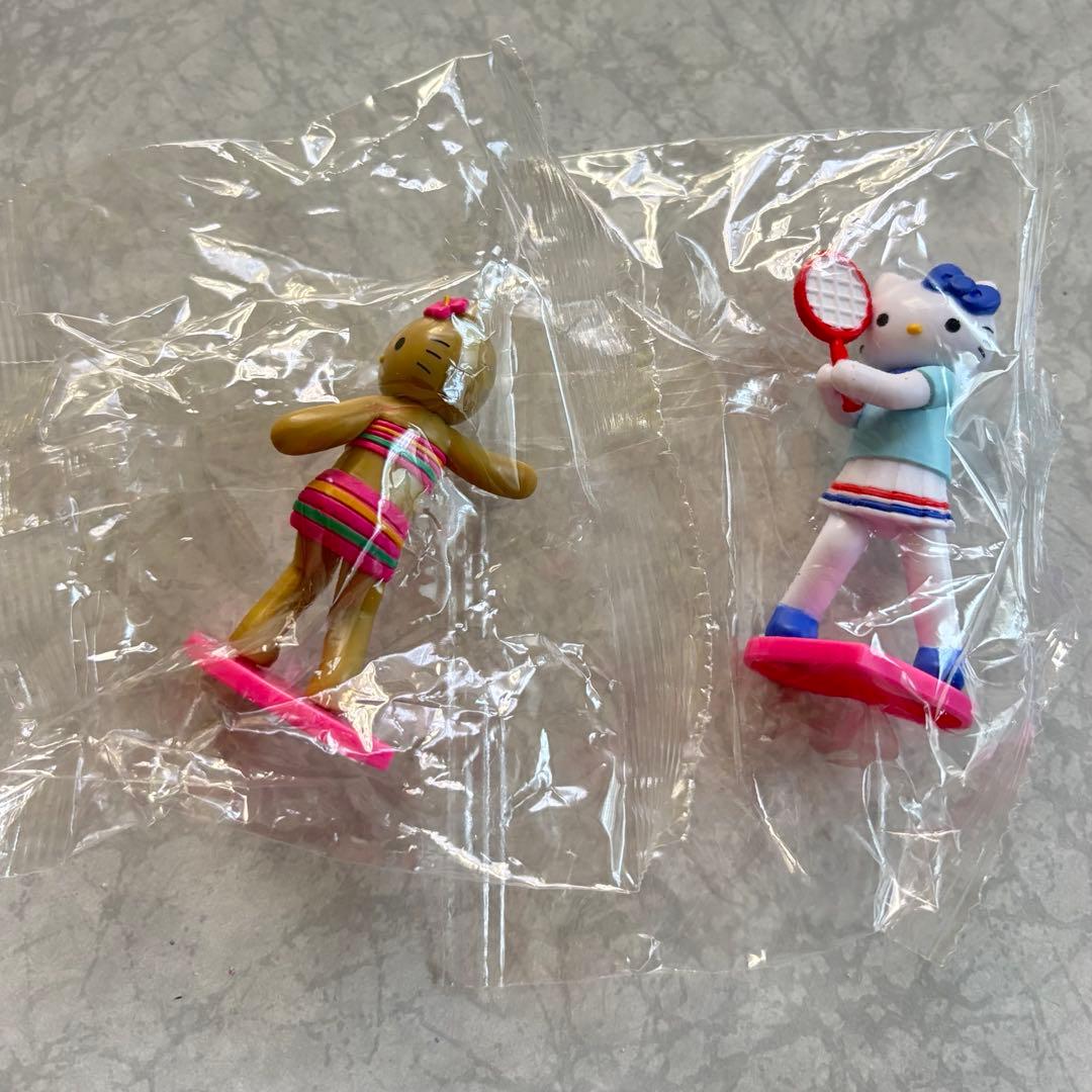 Sanrio Hello Kitty Style-Up Figure Gacha 2-Pack New Unused