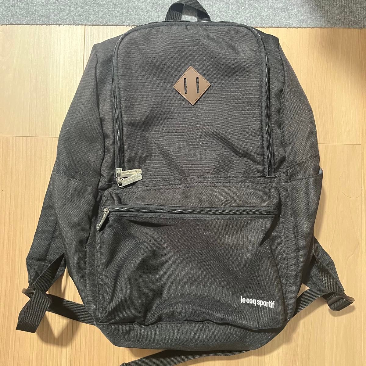 le coq sportif 黑色双肩包