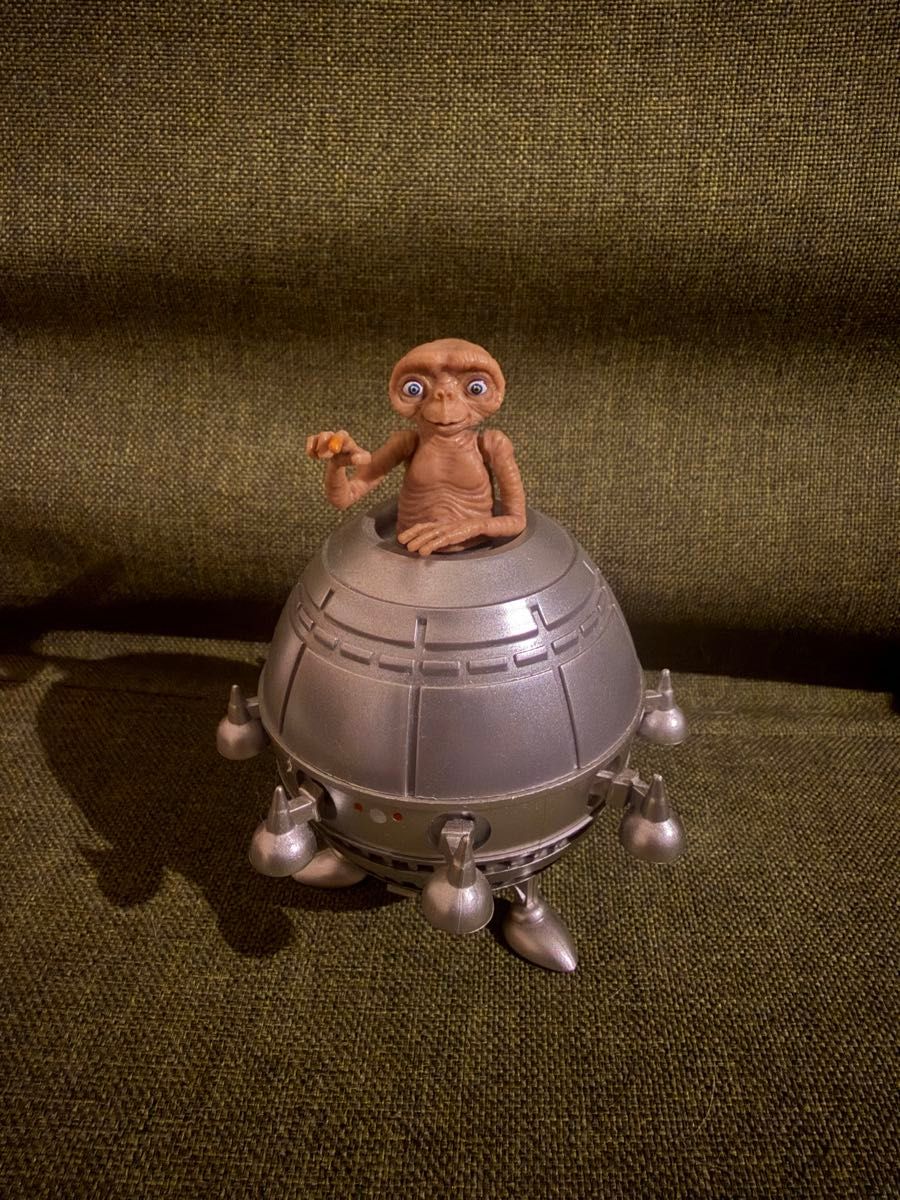 E.T.名场面收藏 E.T.与宇宙飞船 手办 E T 扭蛋