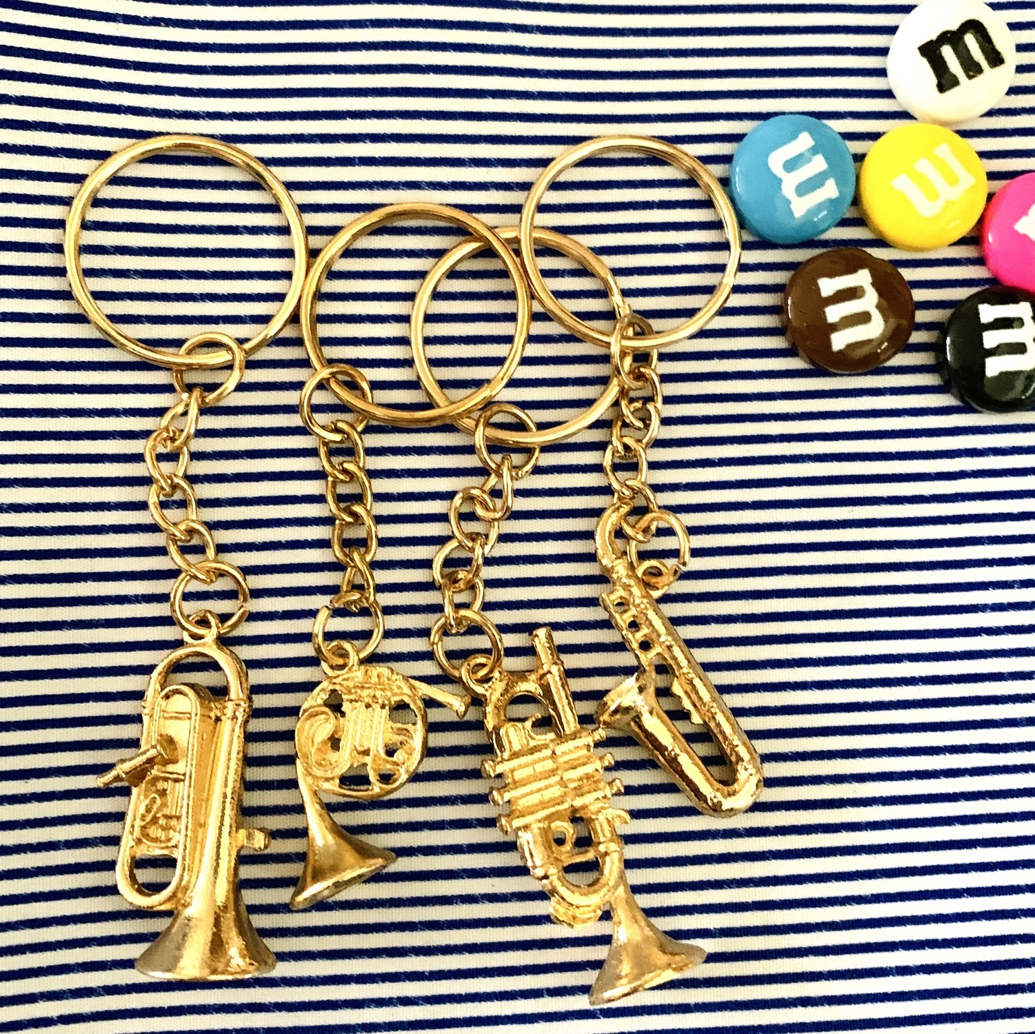 含运费💕500日元 音乐挂饰 管乐器 金色立体钥匙扣/大号低音号、圆号、小号、萨克斯管