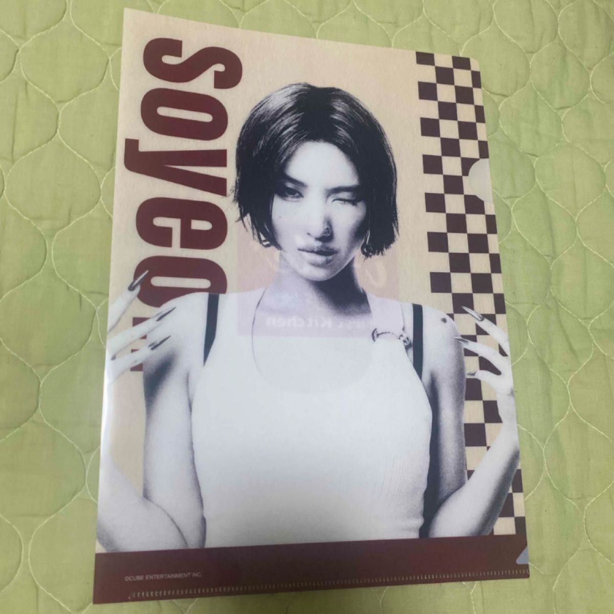 IDLE 伊都尔 索妍 Wendy's 透明文件夹 联名 Wendy's