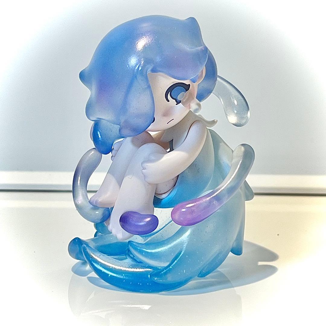 泡泡玛特 AZURA 星环 手办
