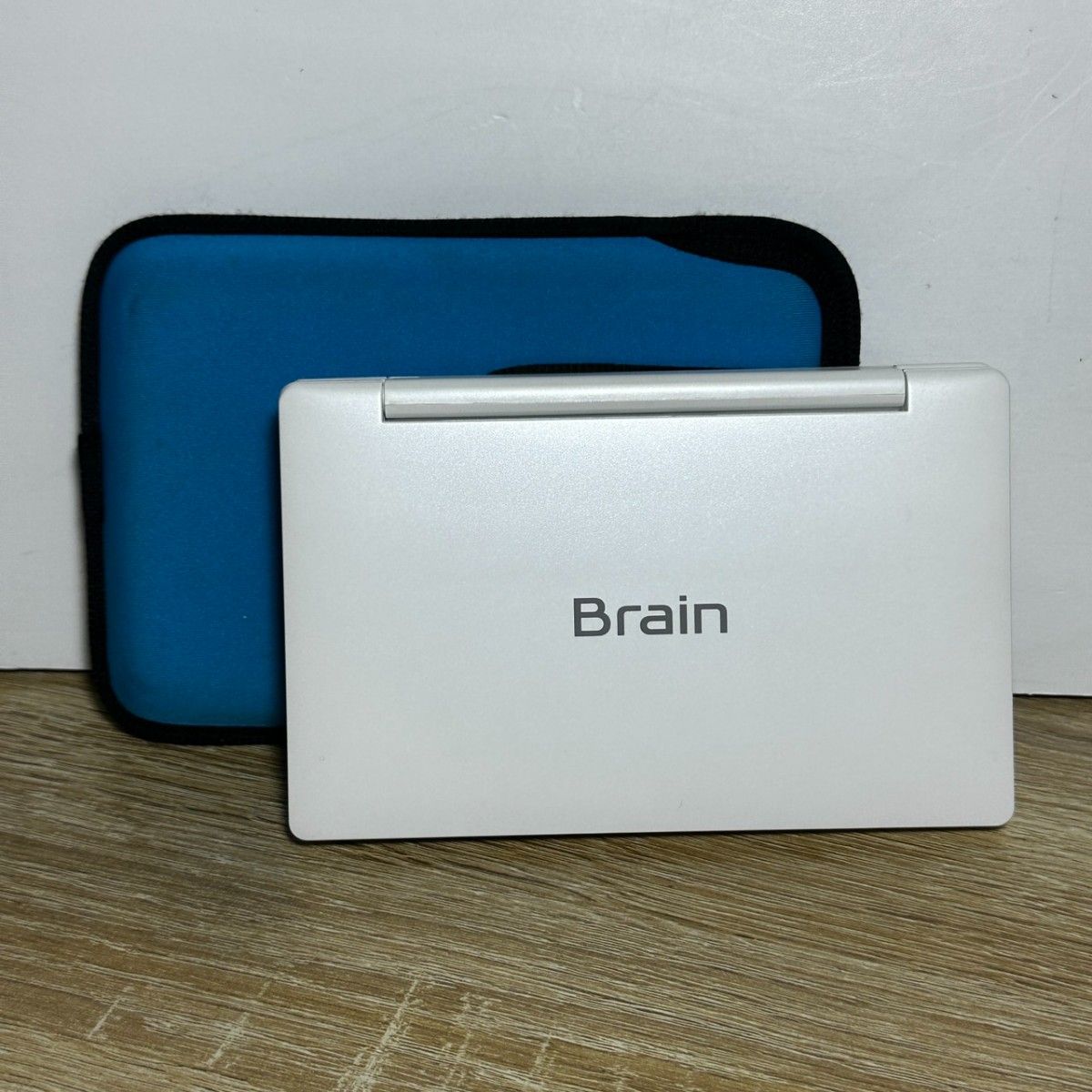 PW-HC5 Electronic Dictionary, Sharp BRAIN, functioning properly.