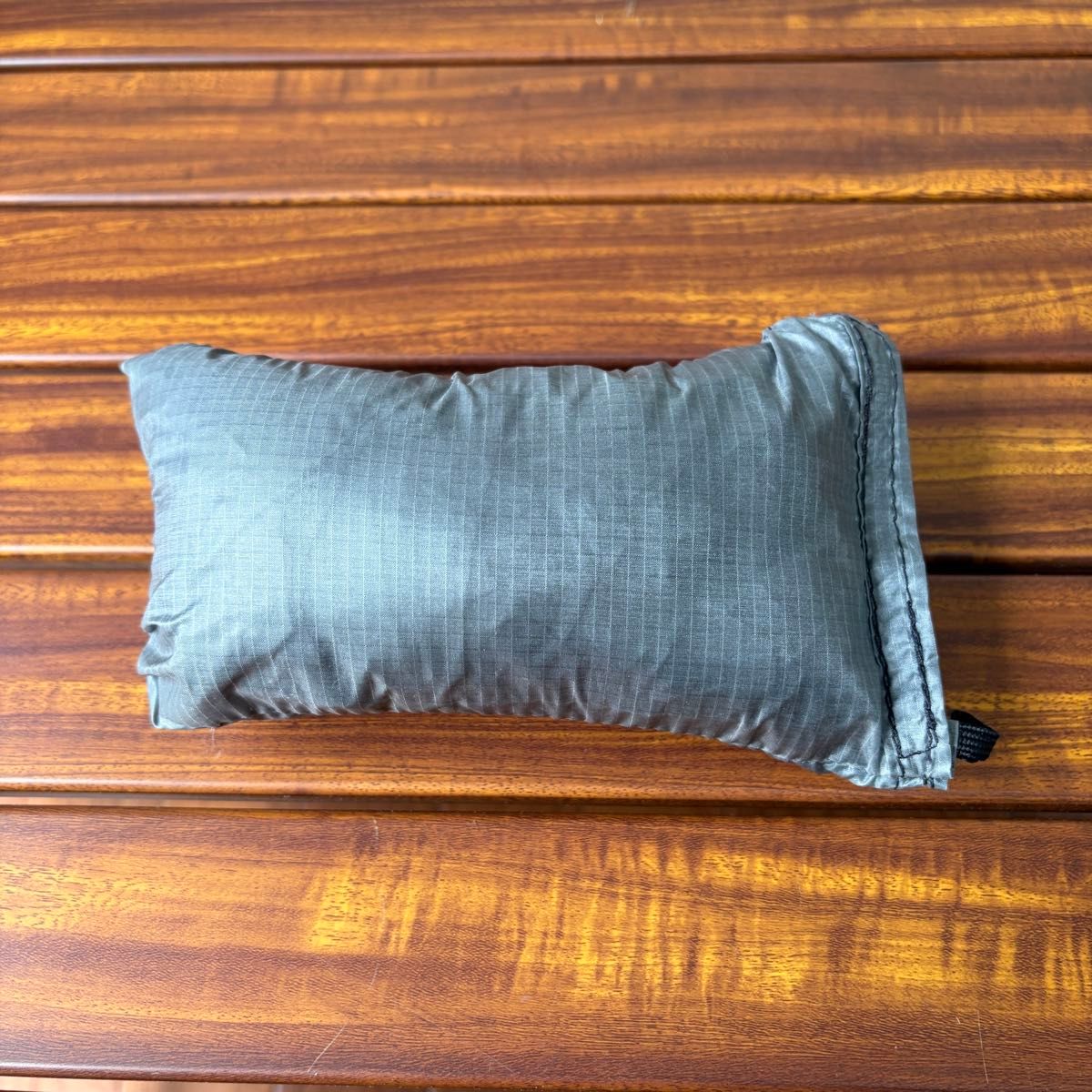 【未使用】ULA Equipment 雨披 灰色 超轻型探险雨披