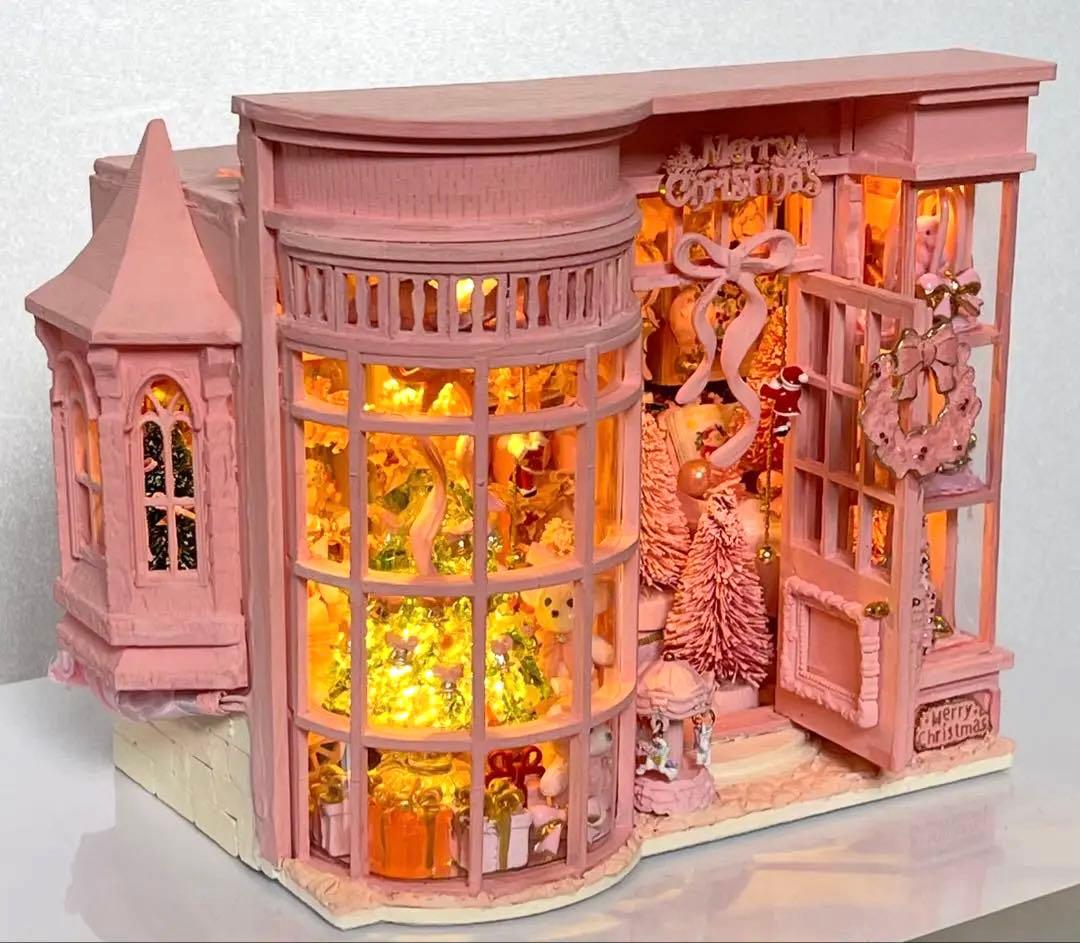 Miniature Dollhouse Christmas Shop Pink Cute Store