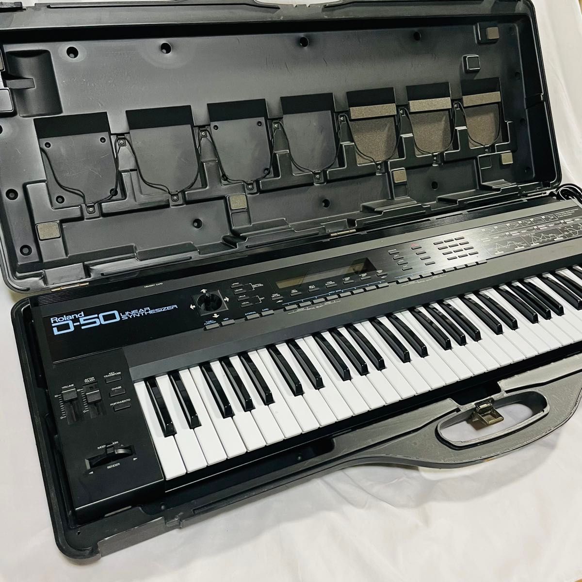 罗兰 D-50 合成器 带硬壳盒 现状品