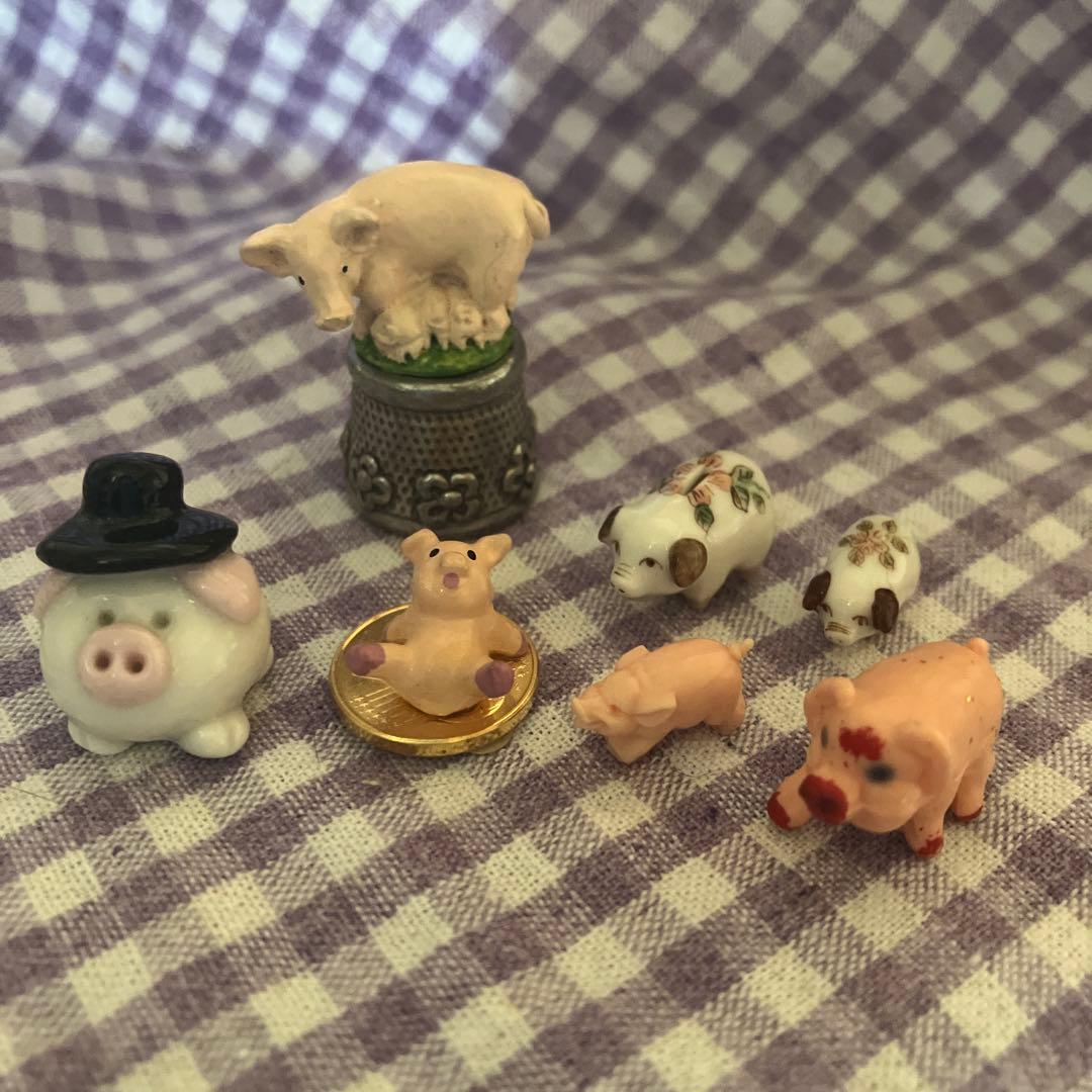 Miniature Pig Figurine Set - Ceramic