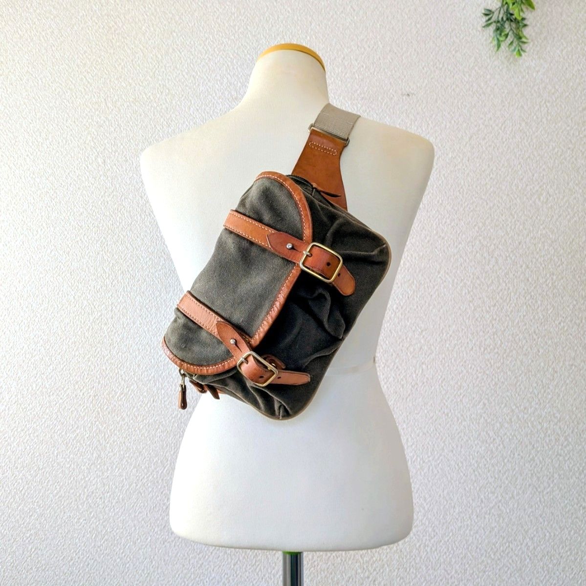 稀有款 Rare Canvas and Leather Vintage Sling BODE 腰包 男女通用 真皮