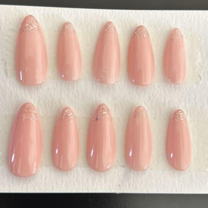 XG JURIA style gel nails