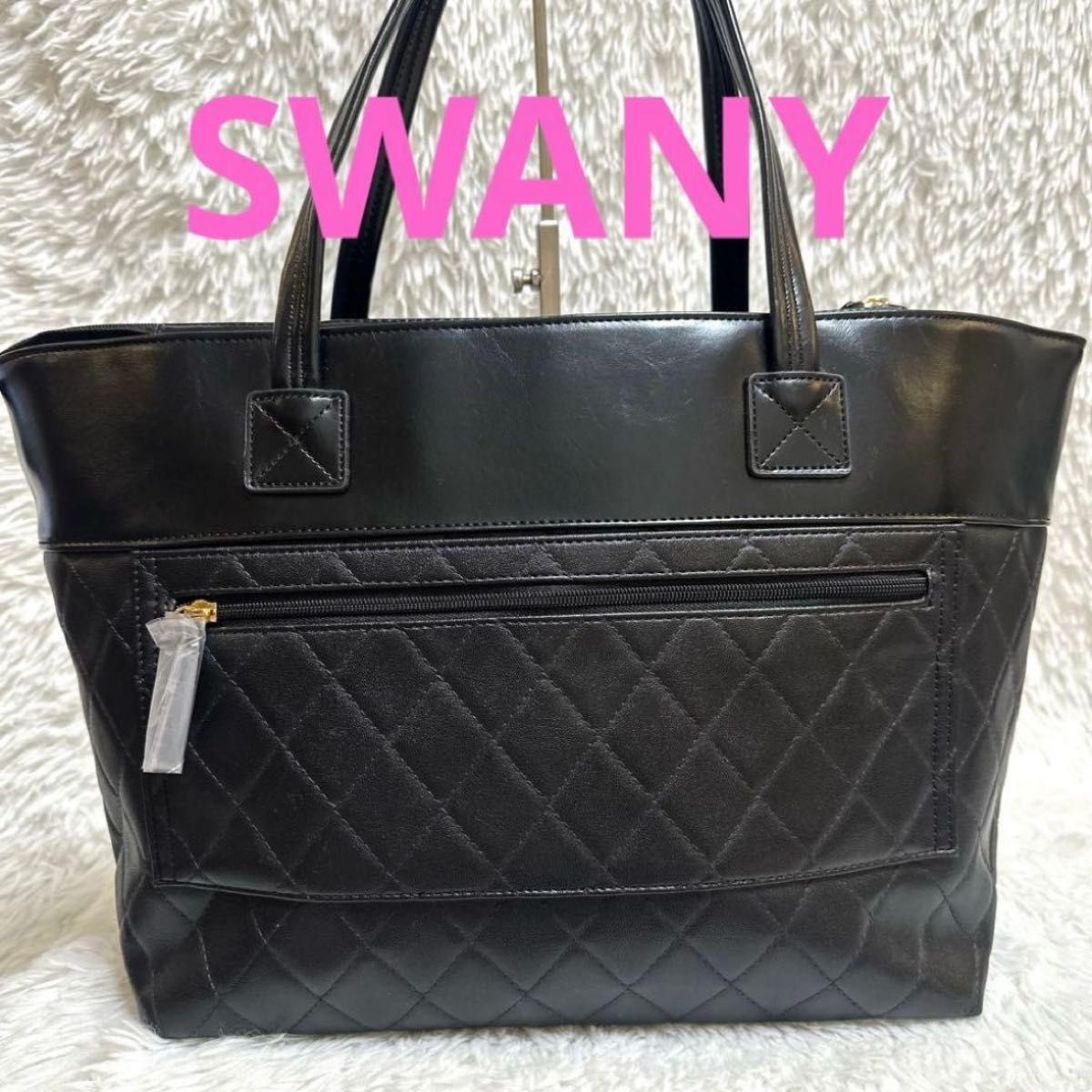 Excellent condition SWANY tote bag, black, fits A4 size, suitable for commuting, school, and travel