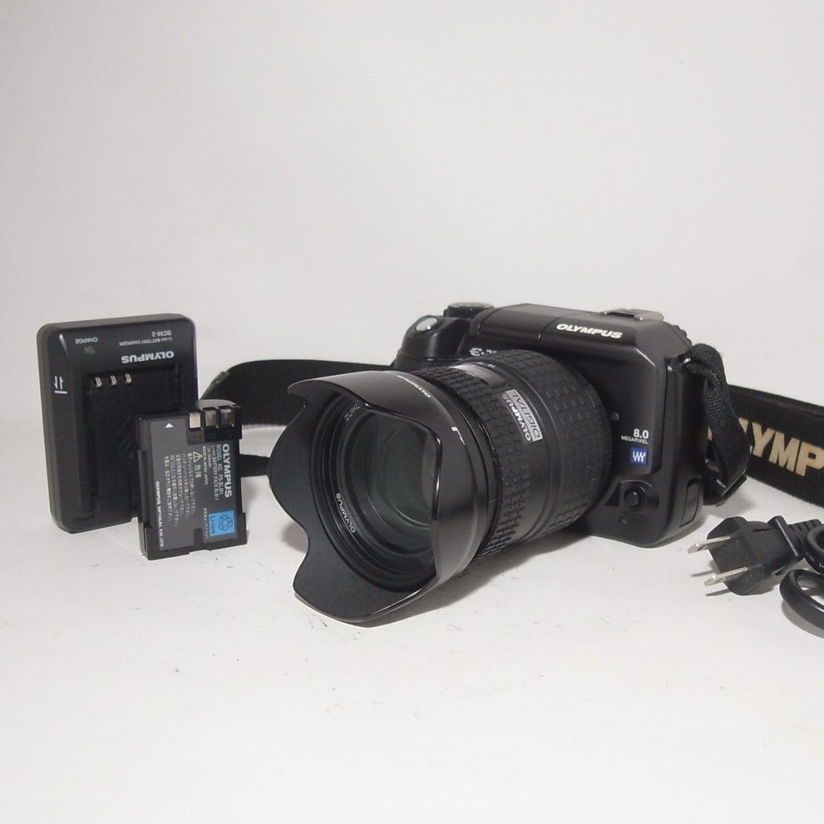 OLYMPUS E-300 デジタル一眼レフカメラ レンズキット バッテリー・充電器付