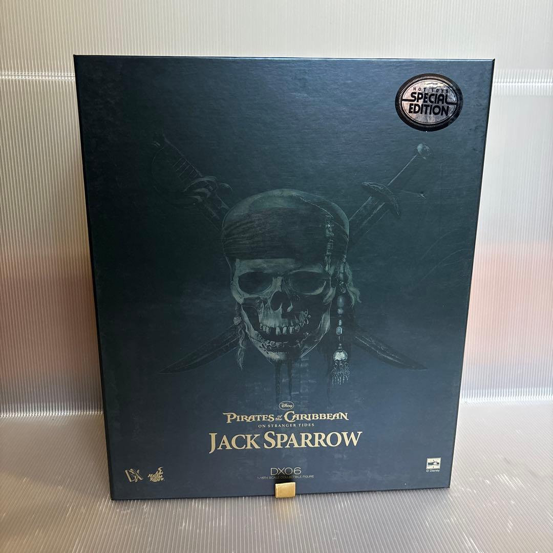 Hot Toys Pirates of the Caribbean Jack Sparrow DX06