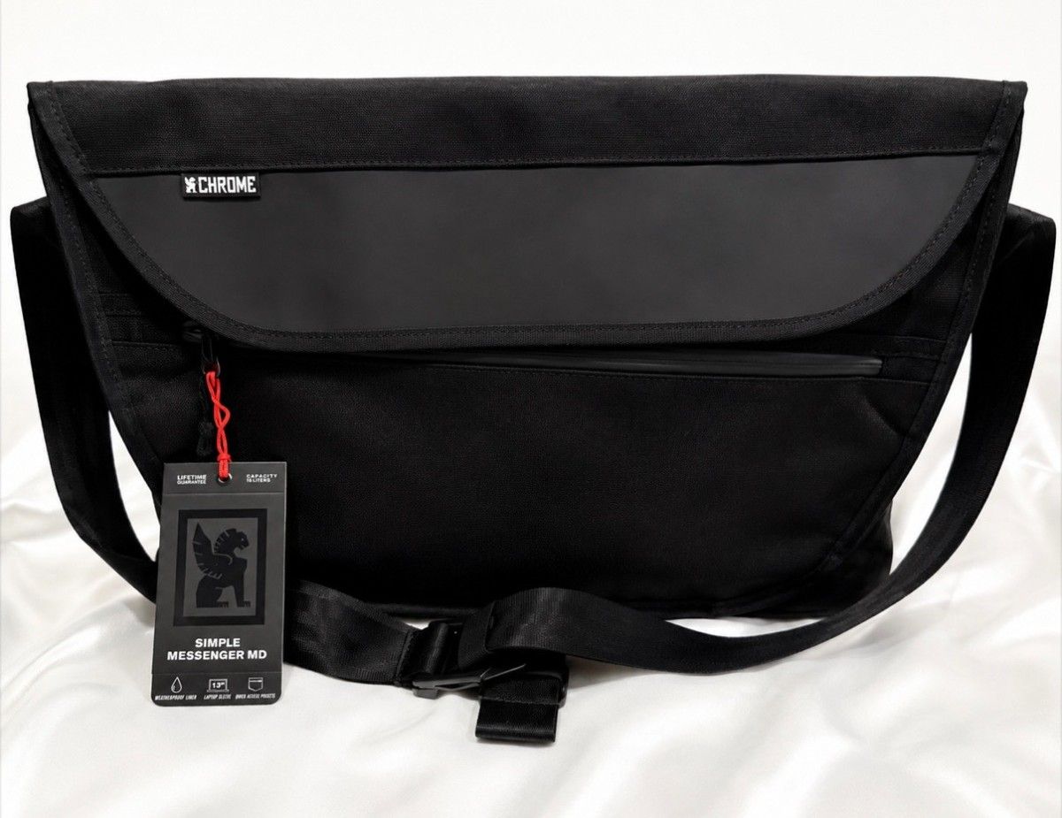 新品タグ付 CHROME SIMPLE MESSENGER MD メッセンジャーバッグ 黒