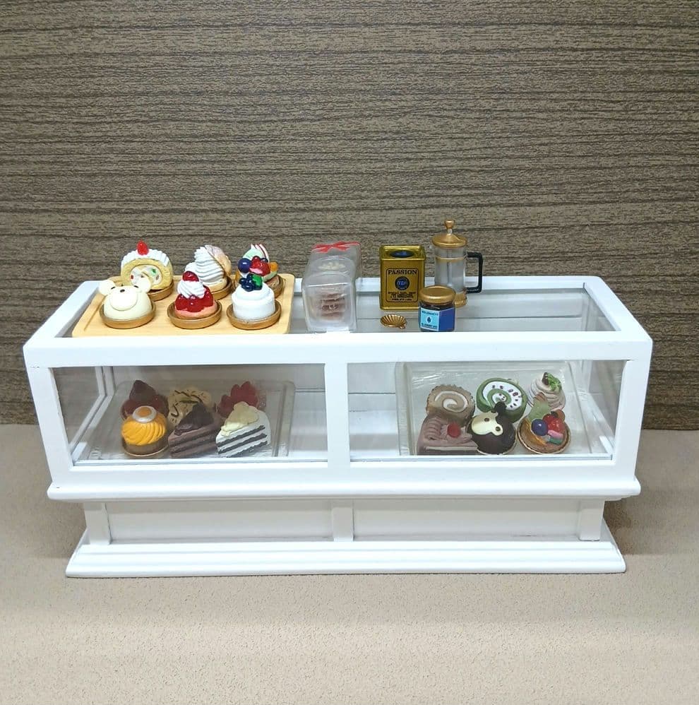 Miniature Display Shelf Dollhouse