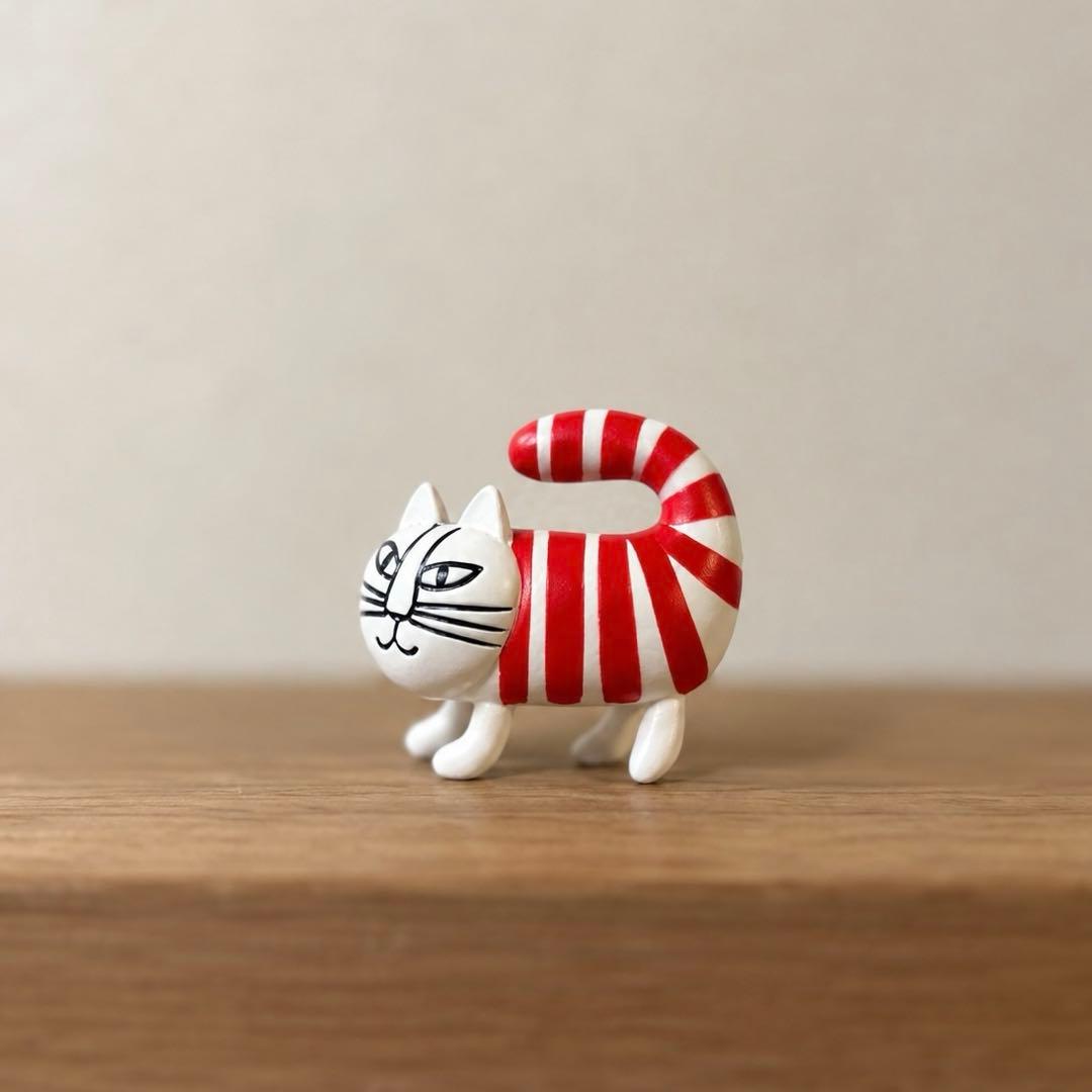 Lisa Larson Gacha Baby Myky Mini Figure Miniatura Fabrica