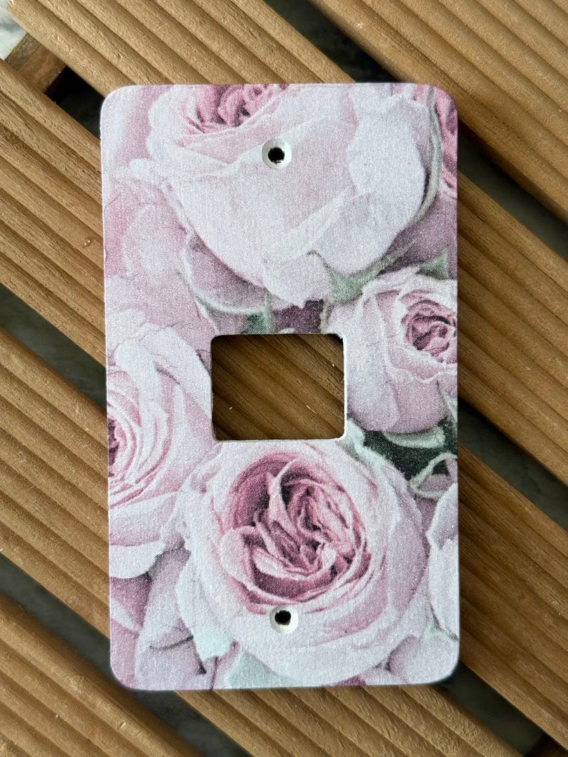1‑hole switch cover & outlet cover ※wooden※ decoupage roses