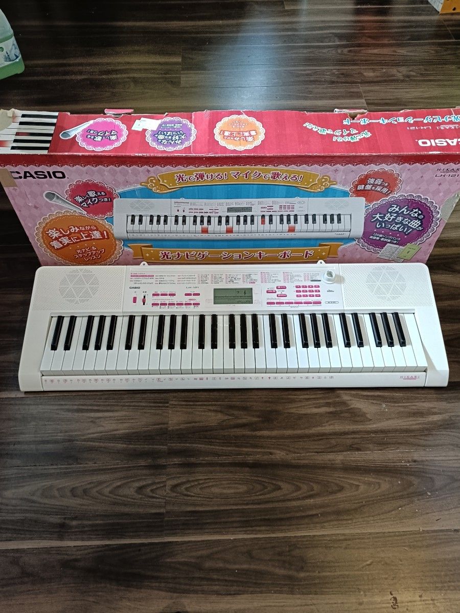 CASIO 光导航键盘 LK-121 电子钢琴 带麦克风