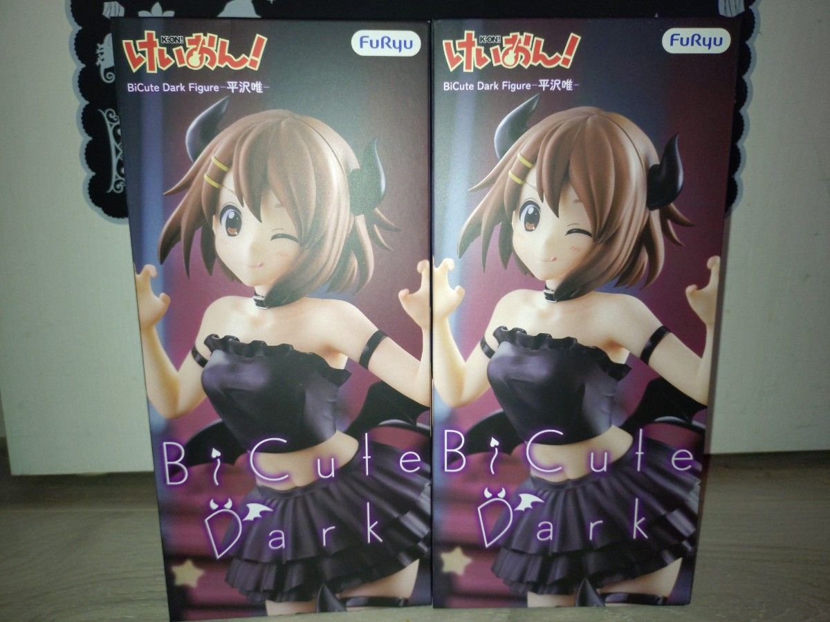 K-On! BiCute Dark Figure Yui Tainaka Figure 2-Piece Set