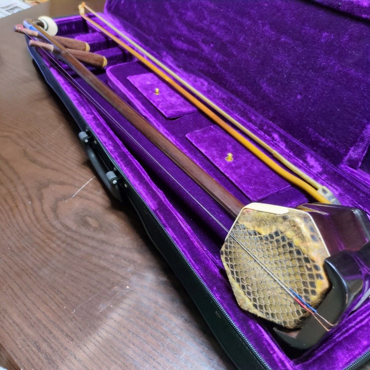 【良品】二胡 彩云 ER-400　 入门用 中国乐器 　带琴盒 传统乐器 民族乐器