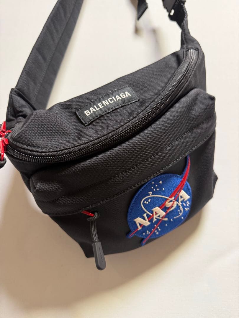 稀有款 BALENCIAGA NASA 腰包