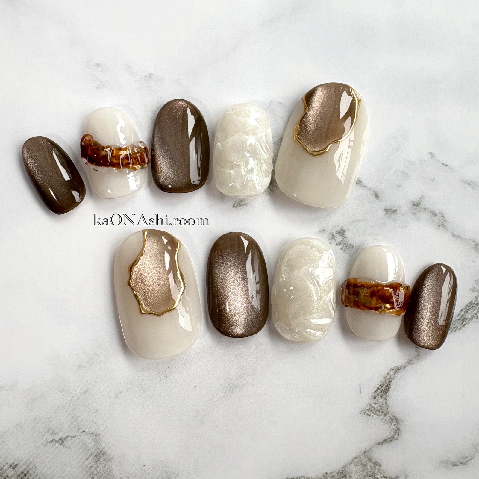 【 COOL 】Nuance x White x Brown x Magnet x Mirror Nail Tips