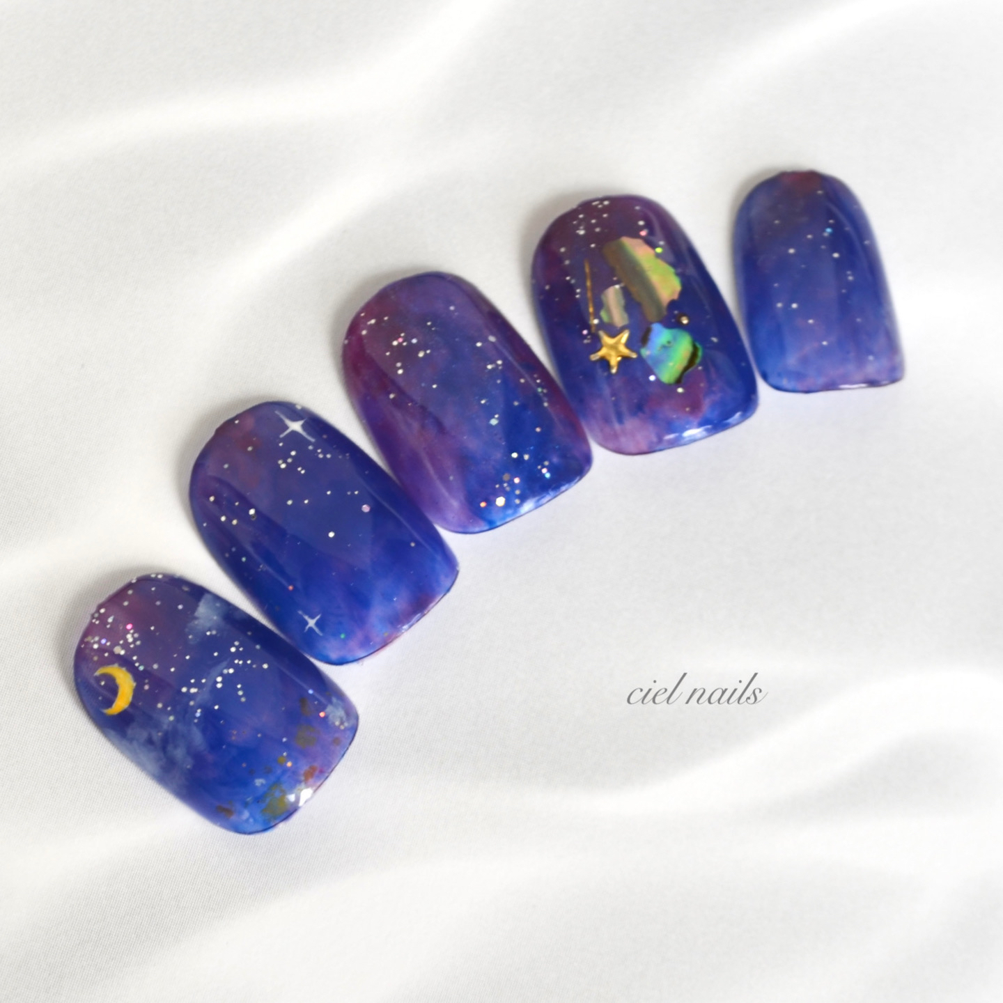 [Featured Article] Dawn‑Break Starry Sky Nail Tips