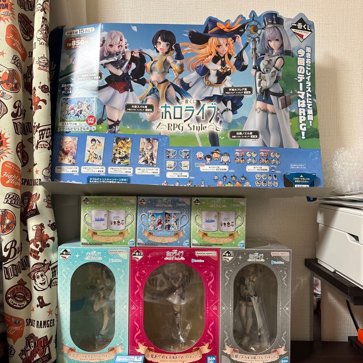 Lowest price! Ichiban Kuji Hololive Ayame Momoi, Subaru Oozora, Noel Shiragin – 3-piece set including figures and a mug, plus promotional panels and 43 raffle stubs.