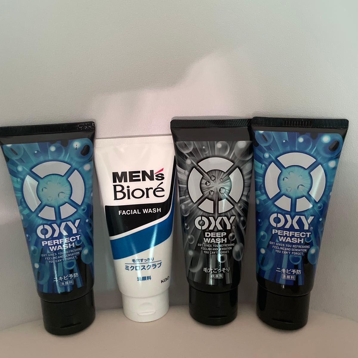 3瓶OXY洗面奶 & 1瓶男士电视洗面奶共计4瓶套装