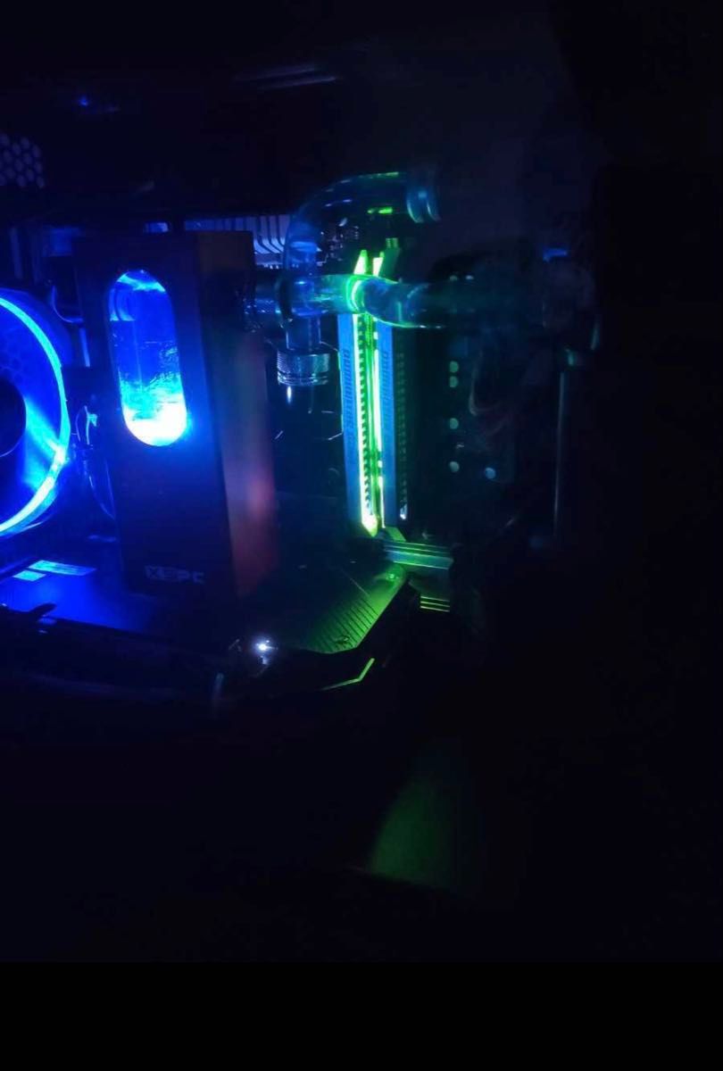 ★专业级水冷游戏 PC ★ Ryzen5 3500, 16GB , GTX1650SUPER 已安装设备 接受议价