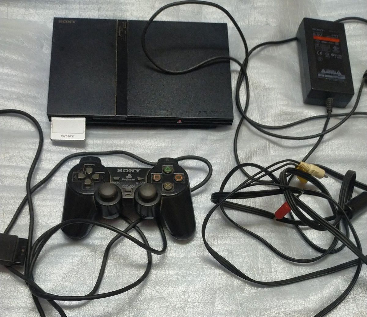 SONY playstation 2薄型本体SCPH-70000带黑色控制器存储卡