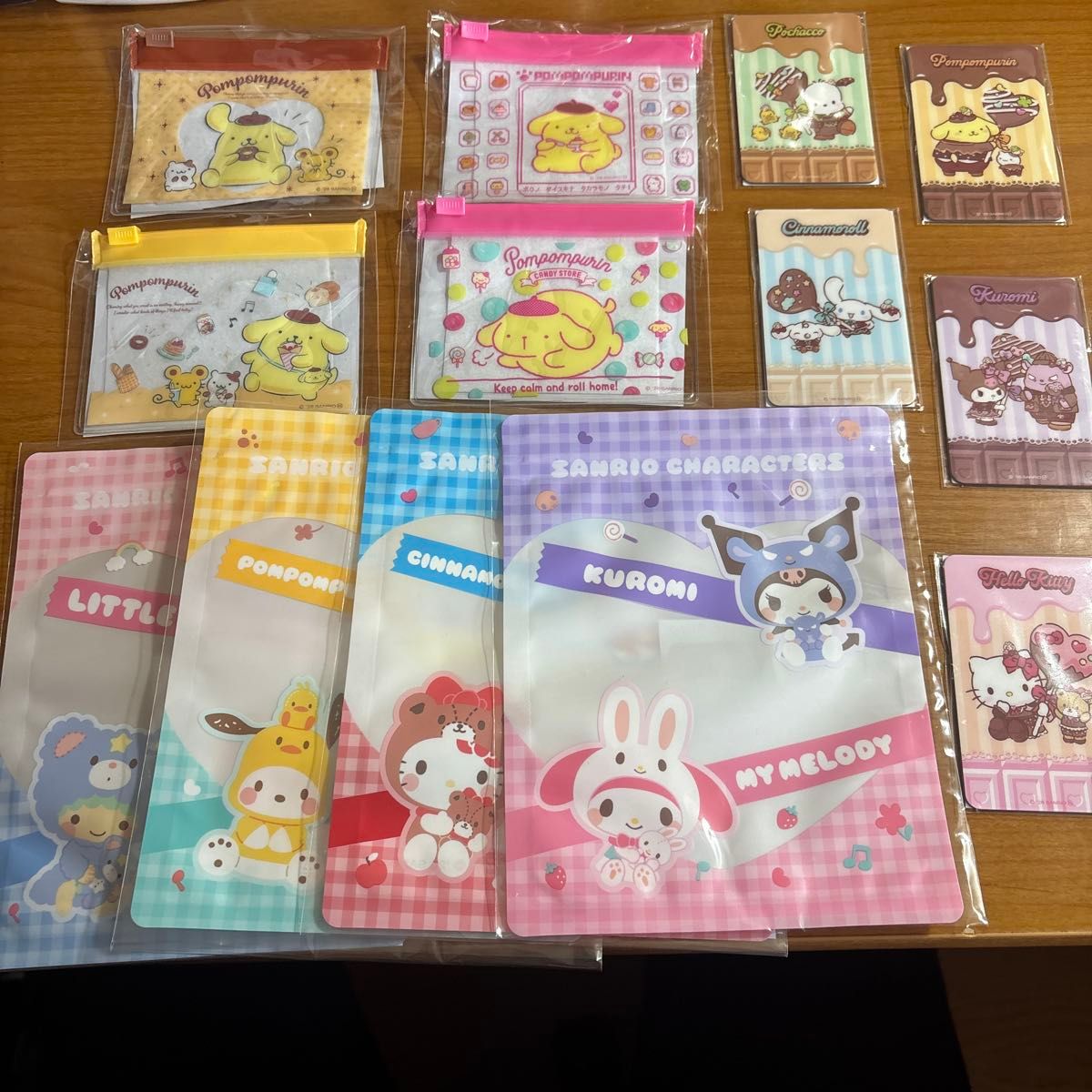 Sanrio Characters Zipper Bag, Mini Slider Pouch, and Card Mirror – Set for Sale