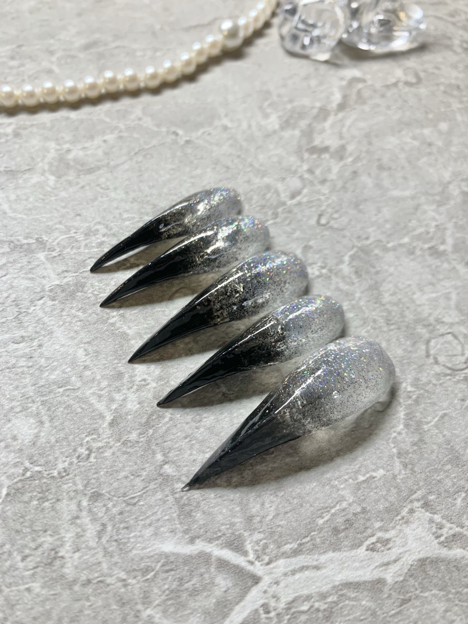 【🐱001】Cat Claw Nail Tips / Glittery, Glamorous, Bold, Black Style