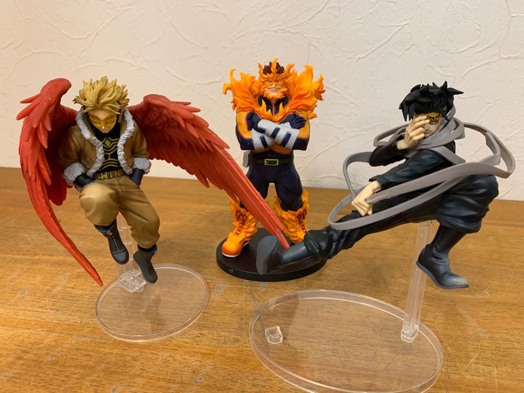 G0620-48★My Hero Academia Figure 3-Piece Set Hawks
