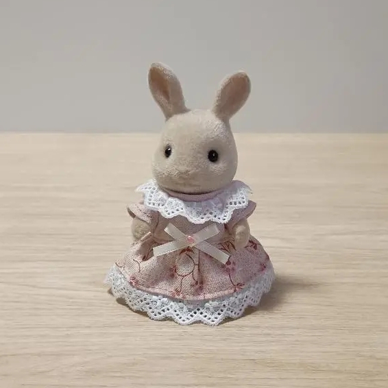 Sylvanian Families 娃娃服装 换装 粉色 花卉图案 连衣裙 女童服饰