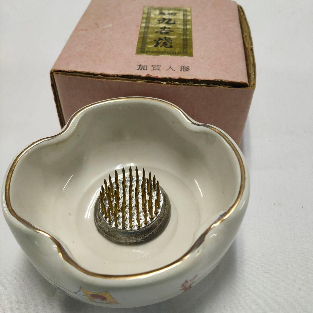 Kutani-yaki Kaga Ningyo Floral Vase with Kenzan (120)