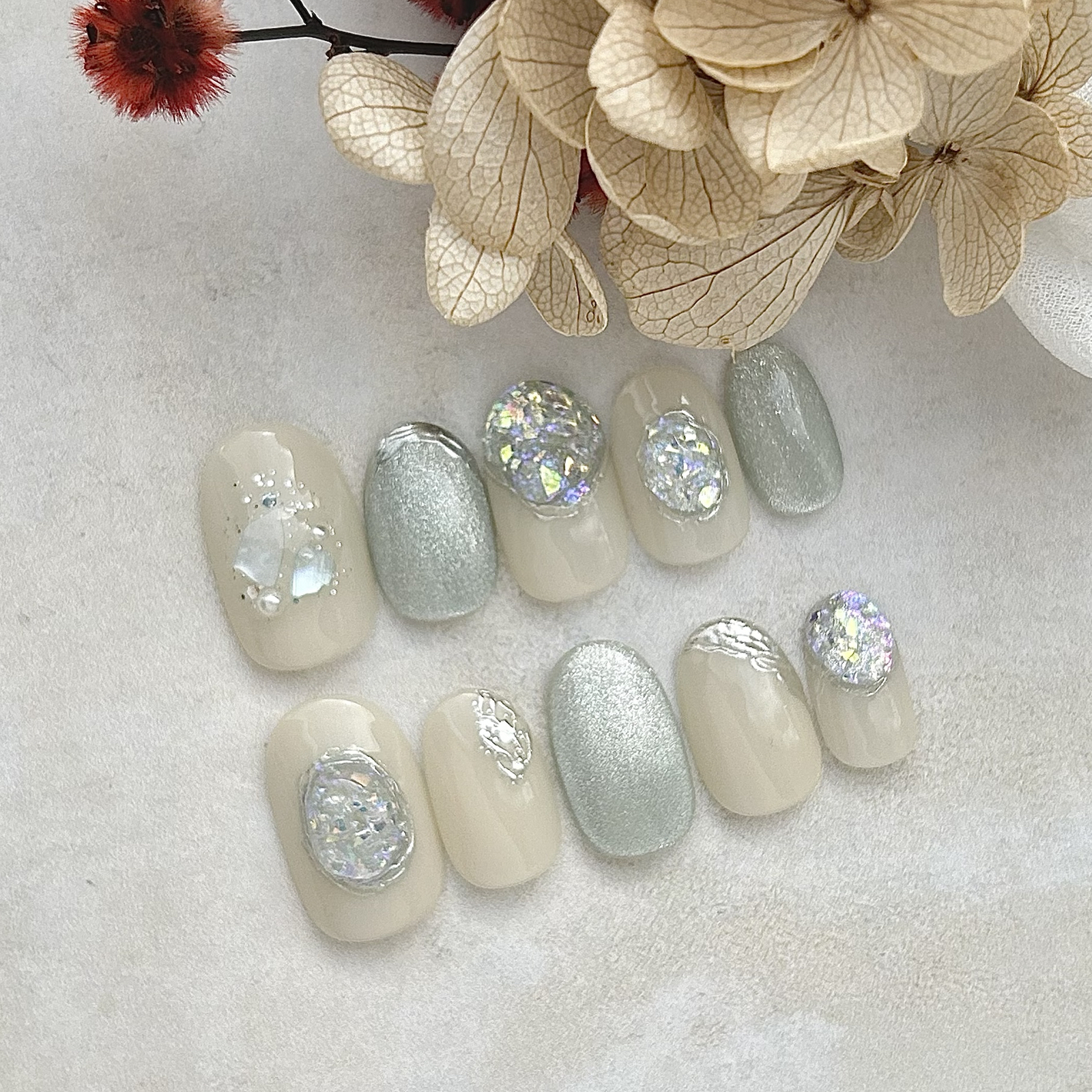 Aqua Blue Magnet × White Sparkly Shell Nail Tips♡