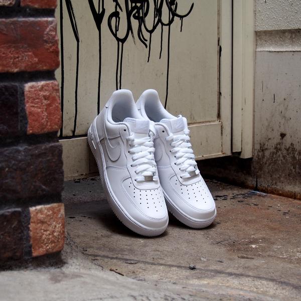 【並行輸入品】ナイキ エアフォースワン '07 メンズ スニーカー NIKE AIR FORCE 1 '07 WHITE/WHITE CW2288-111