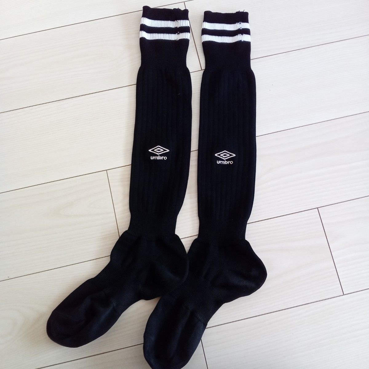 UMBRO 安布罗 足球袜 连裤袜 黑色 白色条纹