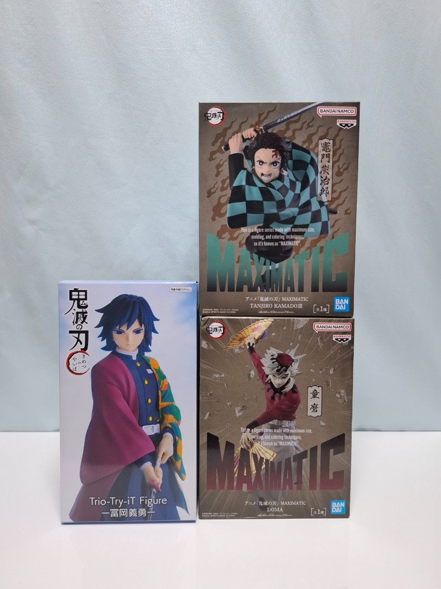 Demon Slayer Figure 3-Piece Set: Tanjiro Kamado / Giyu Tomioka / Daki