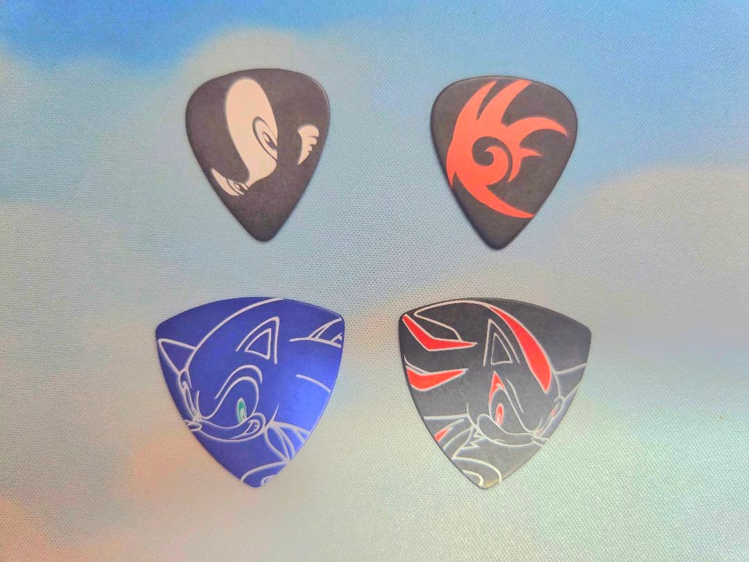 ESP × Sonic the Hedgehog 25th Anniversary Guitar Picks, 4-Piece Set