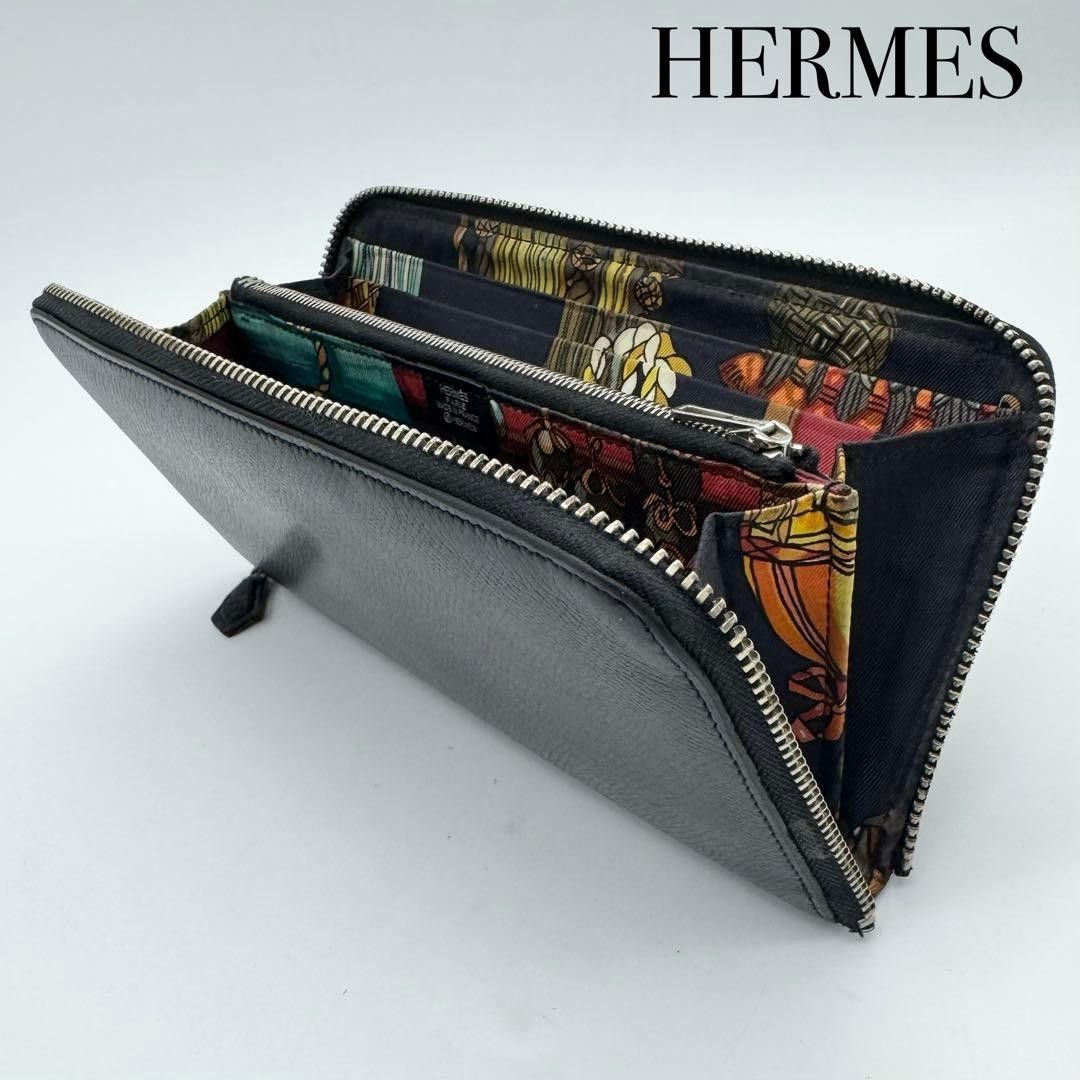 爱马仕 HERMES 阿扎普长款真丝内衬圆形拉链长款钱包 黑色 皮革 男女通用