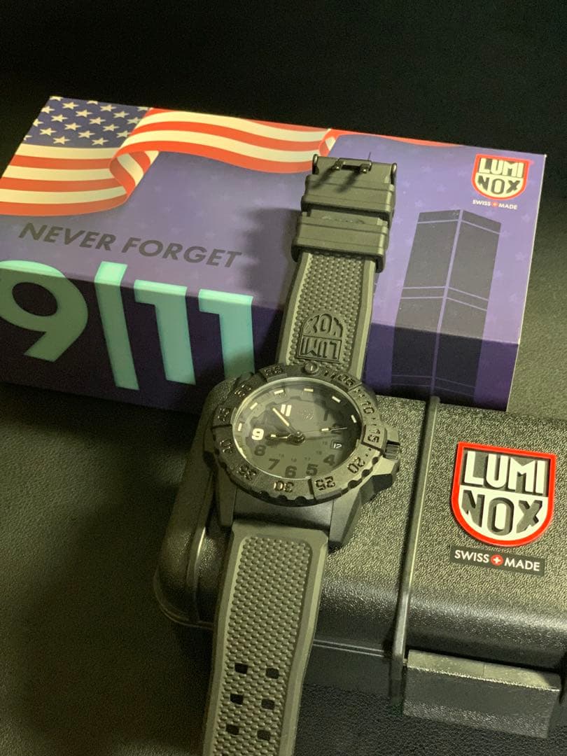 LUMINOX 全球限量911件 NEVER FORGET 配件齐全